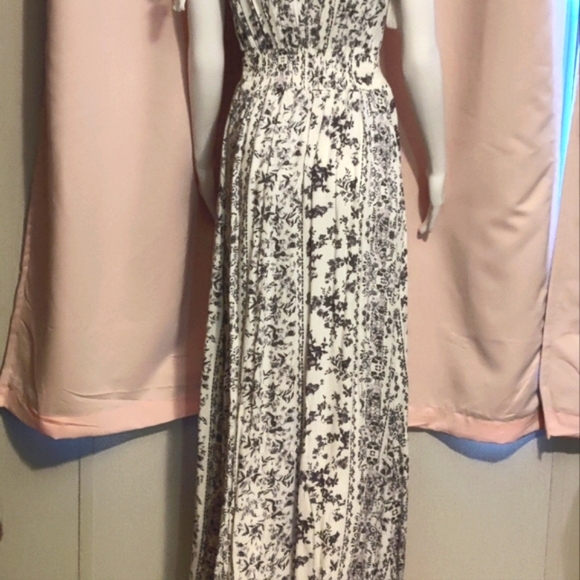 NWT--American Rag Cie Maxi Dress (XS) - Picture 2 of 6